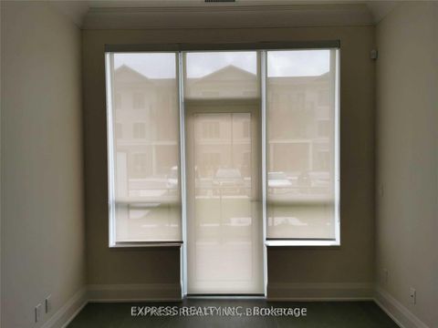 Photo 6 at 107 - 396 Highway 7 Road E, Doncrest, Richmond Hill