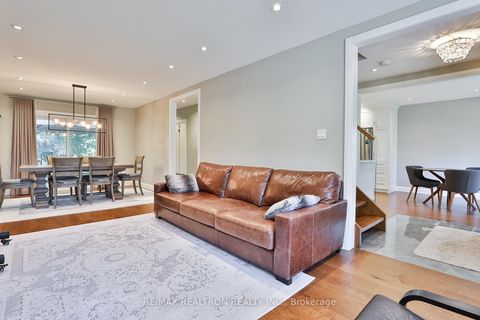 Photo 14 at 21 Meadowglade Crescent, Henry Farm, Toronto