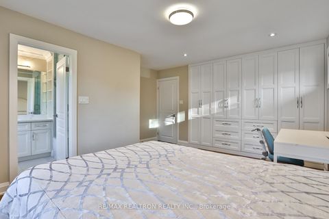 Photo 22 at 21 Meadowglade Crescent, Henry Farm, Toronto