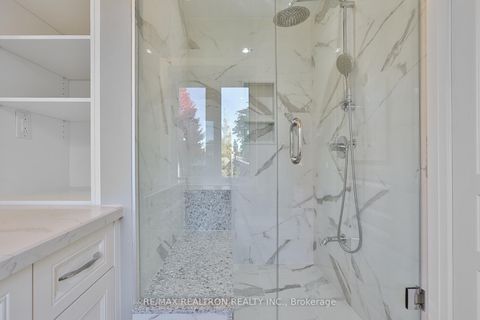 Photo 24 at 21 Meadowglade Crescent, Henry Farm, Toronto