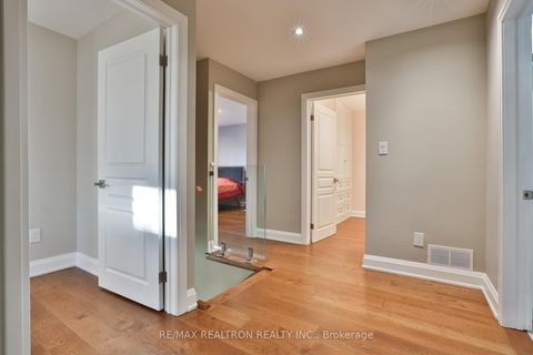 Photo 31 at 21 Meadowglade Crescent, Henry Farm, Toronto
