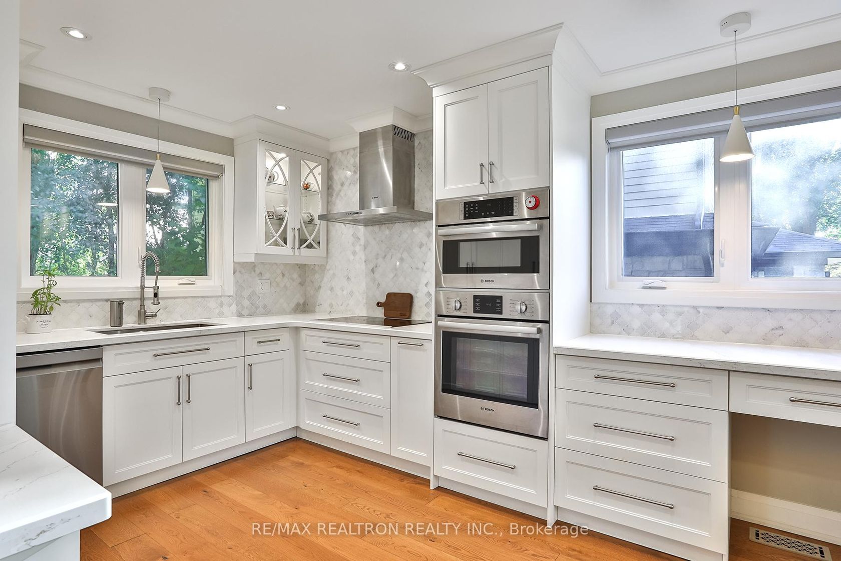 Photo 6 at 21 Meadowglade Crescent, Henry Farm, Toronto Photo 6 at 21 Meadowglade Crescent, Henry Farm, Toronto
