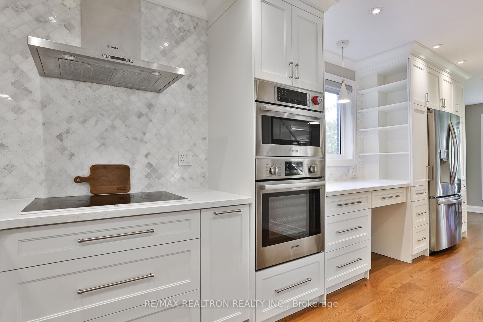 Photo 9 at 21 Meadowglade Crescent, Henry Farm, Toronto Photo 9 at 21 Meadowglade Crescent, Henry Farm, Toronto