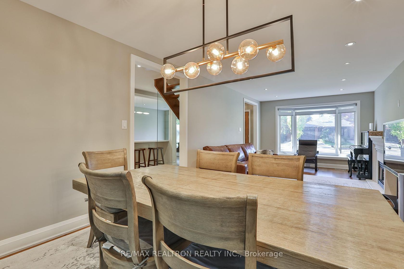 Photo 17 at 21 Meadowglade Crescent, Henry Farm, Toronto Photo 17 at 21 Meadowglade Crescent, Henry Farm, Toronto