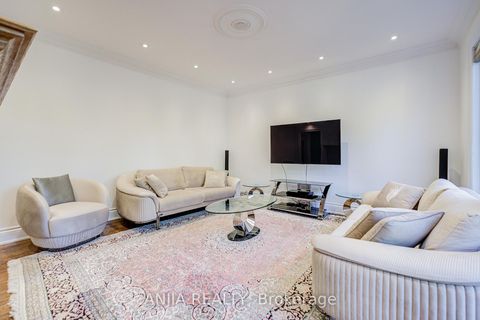 Photo 13 at 212 19th Avenue, Jefferson, Richmond Hill