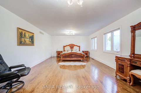 Photo 25 at 212 19th Avenue, Jefferson, Richmond Hill