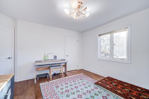 Photo 38 at 212 19th Avenue, Jefferson, Richmond Hill