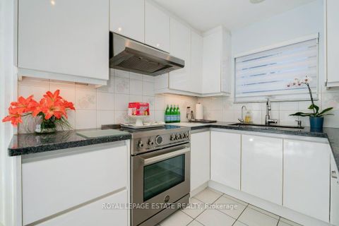 Photo 14 at 23 Lisburn Crescent, Don Valley Village, Toronto