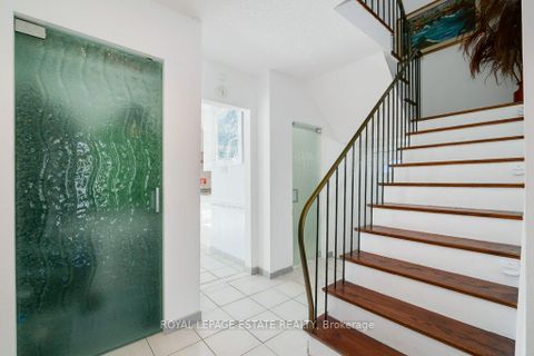 Photo 15 at 23 Lisburn Crescent, Don Valley Village, Toronto