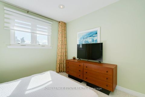 Photo 20 at 23 Lisburn Crescent, Don Valley Village, Toronto