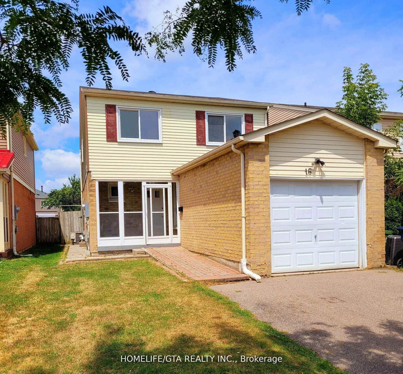 16 Troutbeck Avenue, Malvern, Toronto 