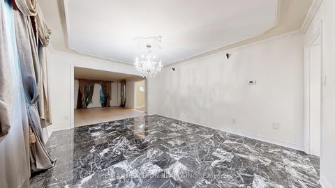 Photo 10 at 61 Glenayr Road, Bayview Hill, Richmond Hill