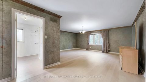 Photo 21 at 61 Glenayr Road, Bayview Hill, Richmond Hill