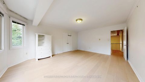 Photo 25 at 61 Glenayr Road, Bayview Hill, Richmond Hill