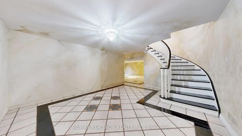 Photo 32 at 61 Glenayr Road, Bayview Hill, Richmond Hill