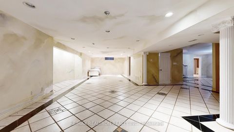 Photo 34 at 61 Glenayr Road, Bayview Hill, Richmond Hill