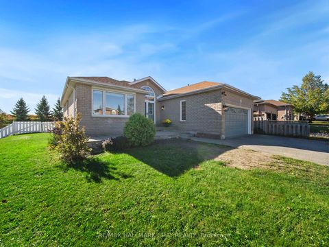 Photo 1 at 7 ASSINIBOINE Drive, Holly, Barrie