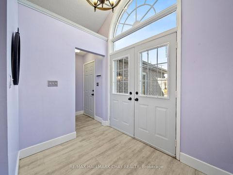 Photo 5 at 7 ASSINIBOINE Drive, Holly, Barrie