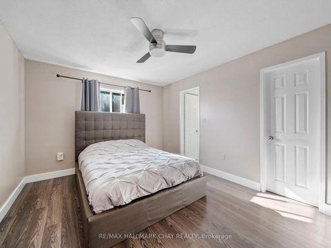 Photo 20 at 7 ASSINIBOINE Drive, Holly, Barrie