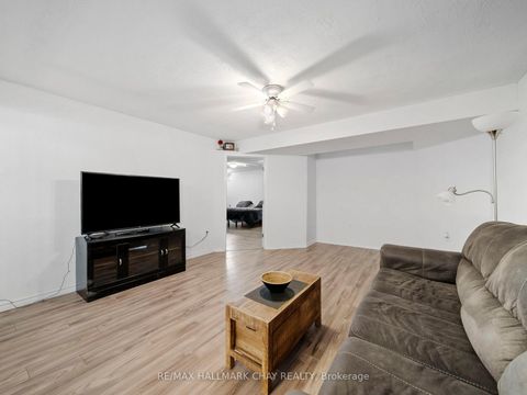 Photo 29 at 7 ASSINIBOINE Drive, Holly, Barrie