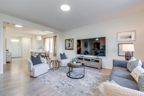 Photo 11 at 3429 Eternity Way, GO Glenorchy, Oakville