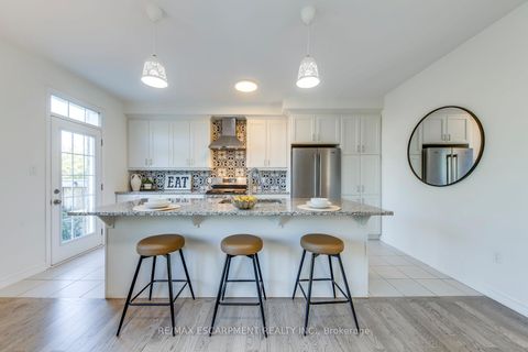 Photo 18 at 3429 Eternity Way, GO Glenorchy, Oakville