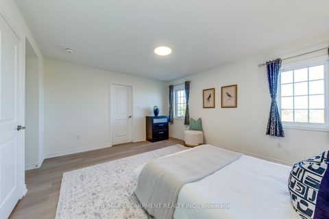 Photo 31 at 3429 Eternity Way, GO Glenorchy, Oakville