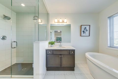 Photo 33 at 3429 Eternity Way, GO Glenorchy, Oakville