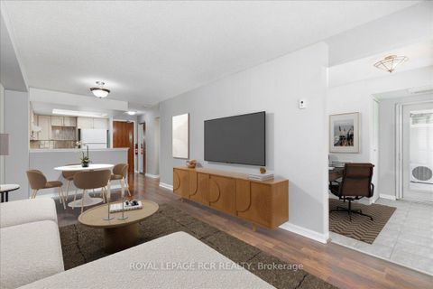 Photo 5 at 212 - 900 Bogart Mill Trail, College Manor, Newmarket