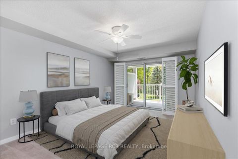 Photo 11 at 212 - 900 Bogart Mill Trail, College Manor, Newmarket