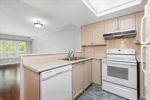 Photo 16 at 212 - 900 Bogart Mill Trail, College Manor, Newmarket