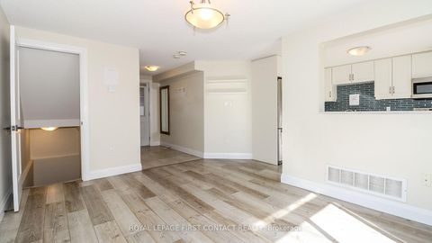 Photo 6 at 75 Larkin Drive, Georgian Drive, Barrie