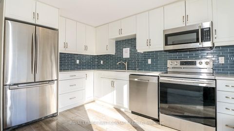 Photo 10 at 75 Larkin Drive, Georgian Drive, Barrie