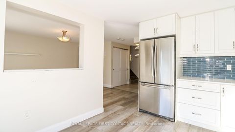 Photo 12 at 75 Larkin Drive, Georgian Drive, Barrie