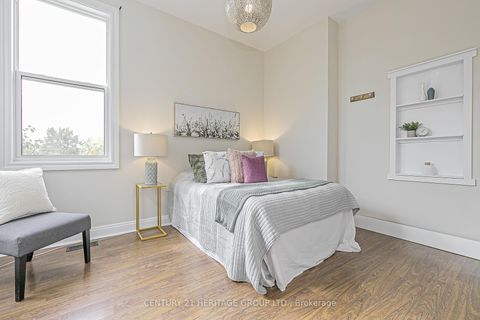 Photo 15 at 181 Muriel Street, College Manor, Newmarket