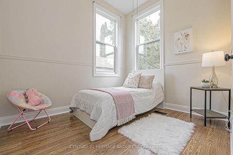 Photo 16 at 181 Muriel Street, College Manor, Newmarket