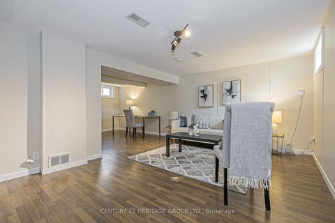 Photo 21 at 181 Muriel Street, College Manor, Newmarket