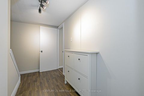Photo 26 at 181 Muriel Street, College Manor, Newmarket