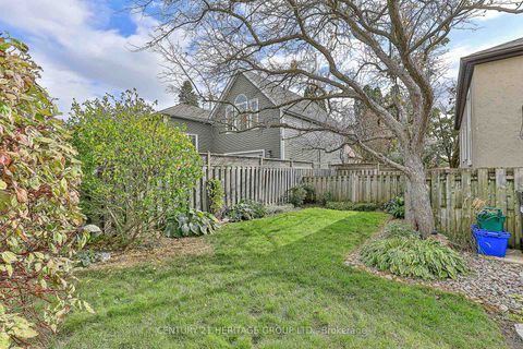 Photo 31 at 181 Muriel Street, College Manor, Newmarket