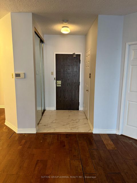 Photo 2 at 711 - 333 Clark Avenue W, Yorkhill, Vaughan