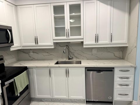 Photo 5 at 711 - 333 Clark Avenue W, Yorkhill, Vaughan