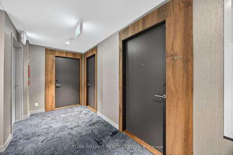 Photo 3 at 909 - 39 Mary Street, City Centre, Barrie