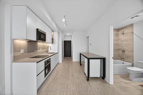 Photo 10 at 909 - 39 Mary Street, City Centre, Barrie