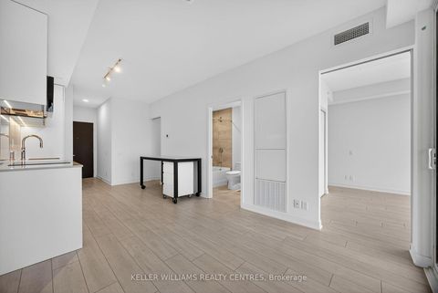 Photo 12 at 909 - 39 Mary Street, City Centre, Barrie