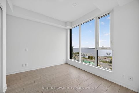 Photo 13 at 909 - 39 Mary Street, City Centre, Barrie