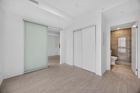 Photo 16 at 909 - 39 Mary Street, City Centre, Barrie