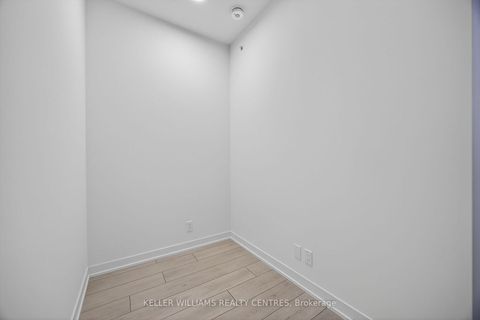 Photo 18 at 909 - 39 Mary Street, City Centre, Barrie