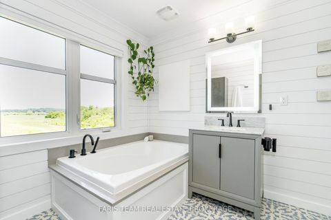 Photo 22 at 38 Nelson Street, Creemore, Clearview