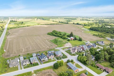 Photo 42 at 38 Nelson Street, Creemore, Clearview