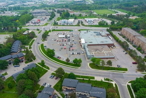 Photo 39 at 14 Poplar Crescent, Aurora Highlands, Aurora